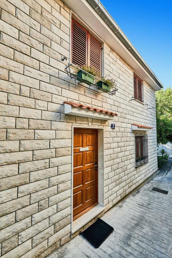Apartment Kala Спліт Екстер'єр фото