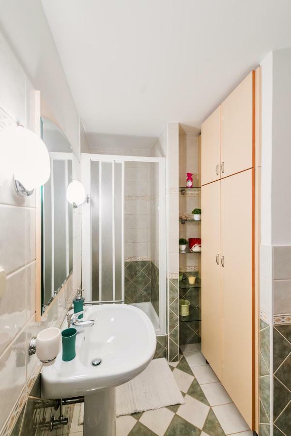 Apartment Kala Спліт Екстер'єр фото