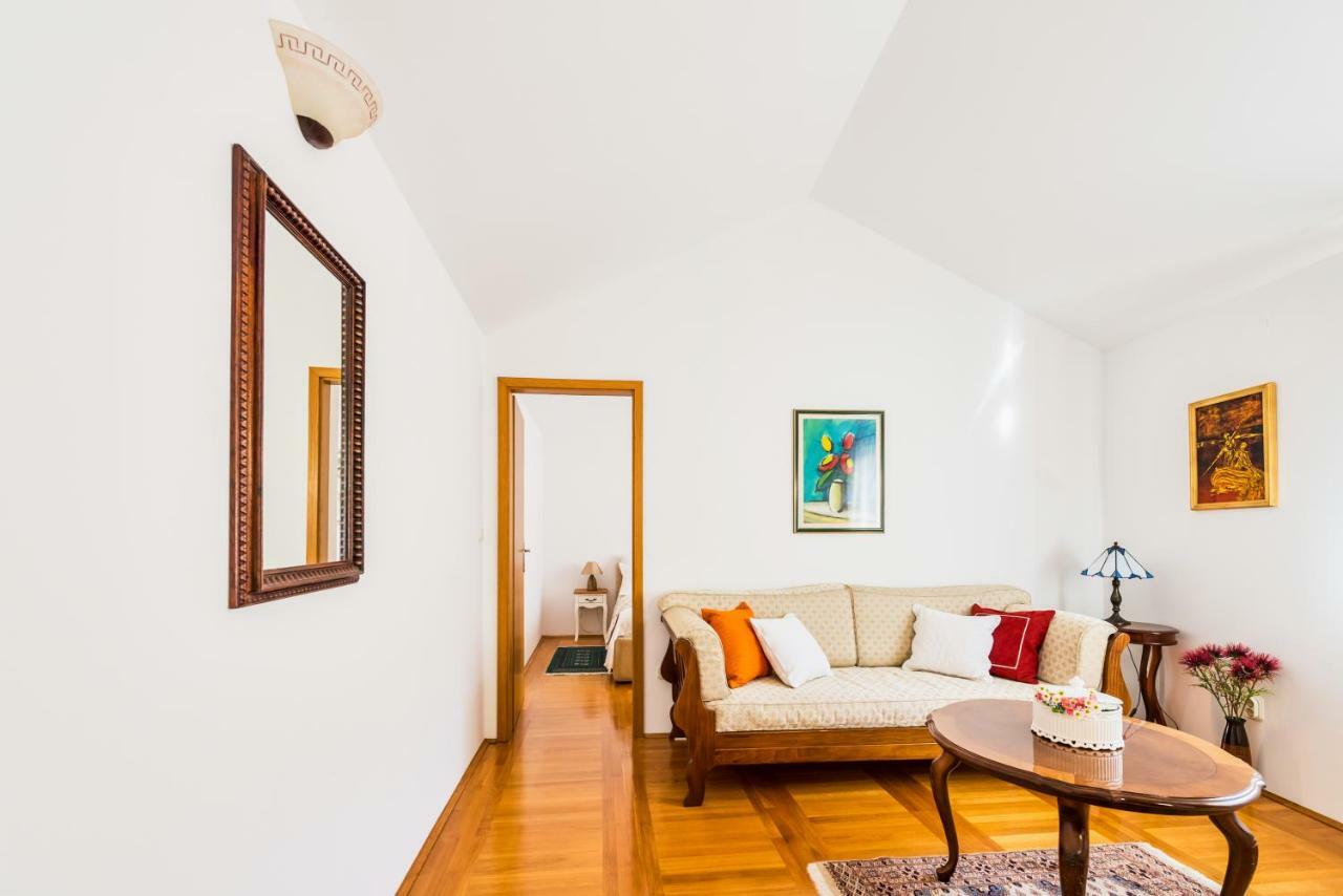 Apartment Kala Спліт Екстер'єр фото